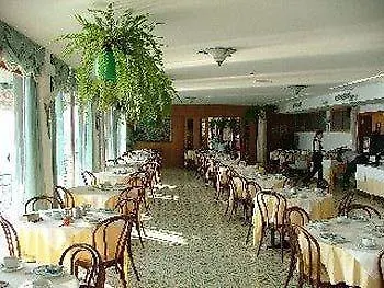 セッティモ シエロ 3*