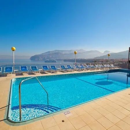 ホテル セッティモ シエロ