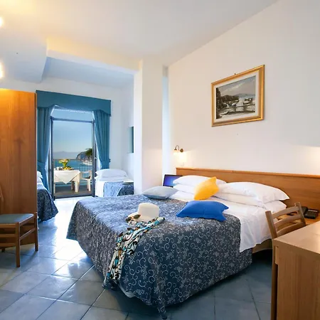 ホテル セッティモ シエロ