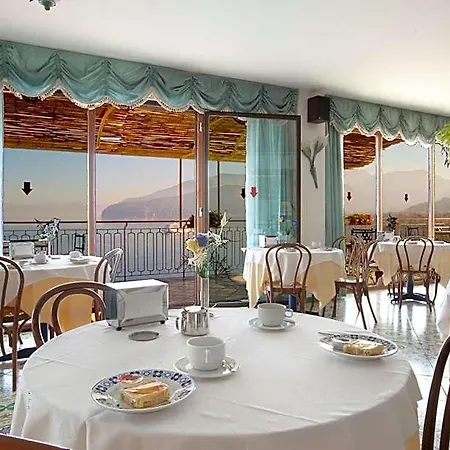 호텔 세티모 시엘로 소렌토